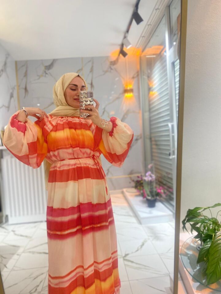 DESENLİ ŞİFON ELBİSE RENK TURUNCU