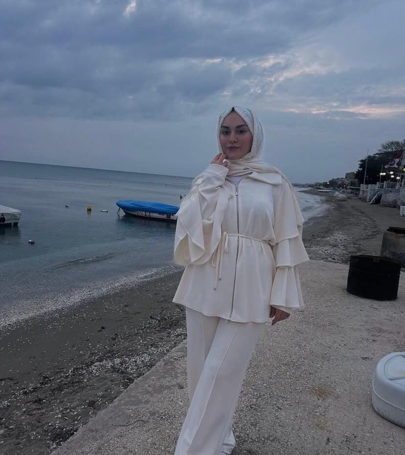 KOL VOLENLİ FIRFIR DESENLİ EKRU RENK TAKIM