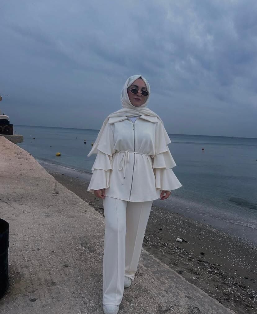 KOL VOLENLİ FIRFIR DESENLİ EKRU RENK TAKIM